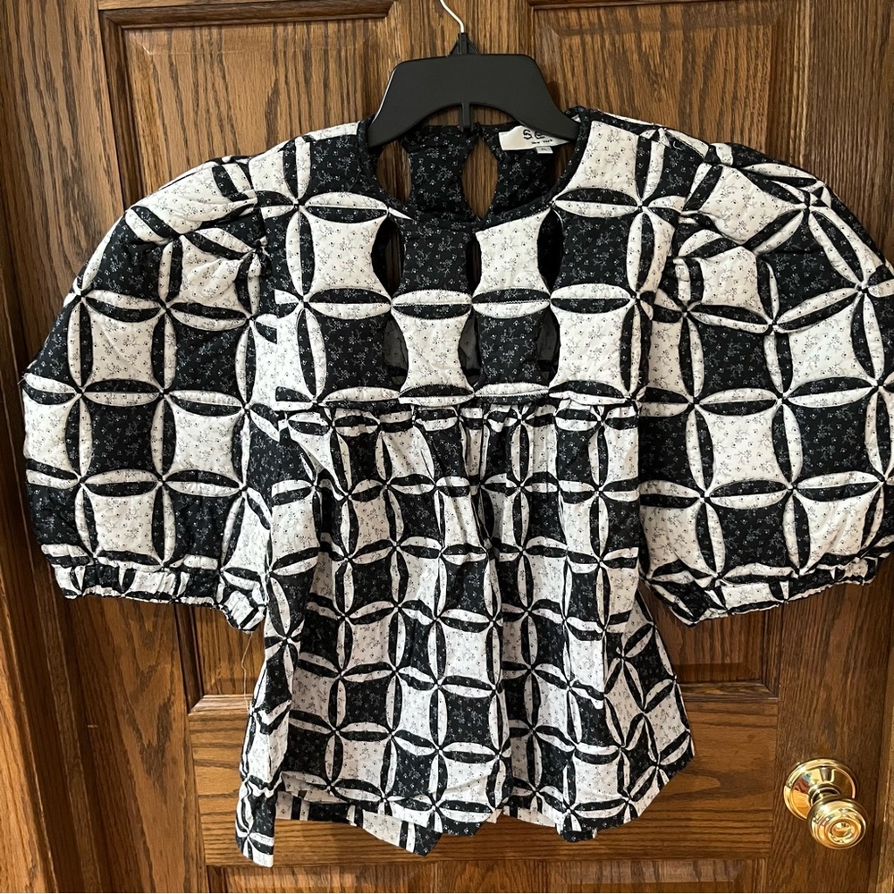 Puff Sleeve Top